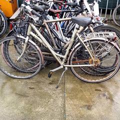 여성용 자전거 union, iLost를 사용하여 Stadswerk072에 보고됨