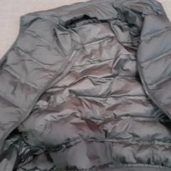 ブレザー & ボディウォーマー がiLostで Centraal magazijn によって報告されました