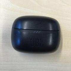 Earphones oordjes, como reportado por Gemeente Nijmegen utilizando o iLost