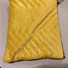 Trousse de maquillage, a été signalé par TU/e - Receptie Neuron utilisant iLost