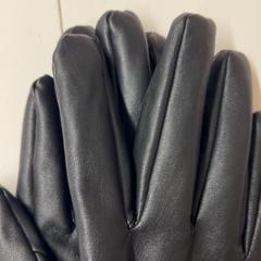 Kurtka, zgłoszono przez Het Amsterdamse Winterparadijs przy użyciu iLost