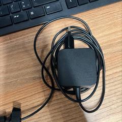 الشاحن، كما تم الإبلاغ عنه بواسطة Vrije Universiteit Brussel (VUB) عبر iLost