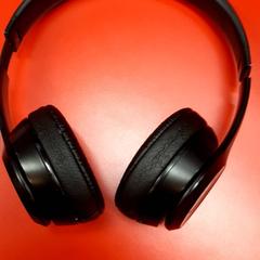 Headphones, as reported by UvA REC using iLost