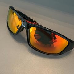 Sonnenbrille Black, gemeldet von MEININGER Hotel Amsterdam Amstel über iLost