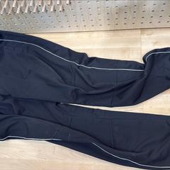 Treningsbukse černé silonová, som rapportert av IKEA Ostrava ved bruk av iLost