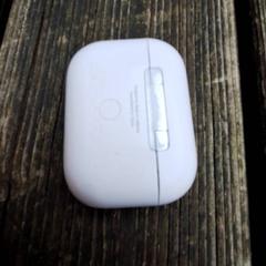 Airpodscase がiLostで Qbuzz DMG によって報告されました