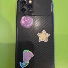 Teléfono móvil zwart iPhone, ha sido reportado por Gemeente Hardenberg con iLost