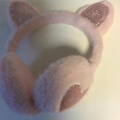 Orejeras Roze, ha sido reportado por Artis con iLost