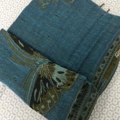 Scialle Blauw bruin bloemenmotief, come riportato da TivoliVredenburg utilizzando iLost