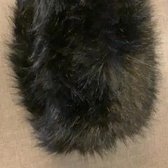 Hoed Black, zoals gemeld door MEININGER Hotel Brussels City Center met iLost