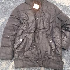 السترة، كما تم الإبلاغ عنه بواسطة Transdev Gooi en Vechtstreek عبر iLost