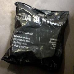 Plastpåse Zwart, rapporterat av Transdev Hoeksche Waard Goeree Overflakkee med iLost