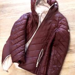 Jaqueta, segons ha informat Qbuzz ZHN mitjançant iLost