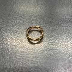 Gyűrű, amint azt IKEA Tokyo-Bay az iLost segítségével jelentette.