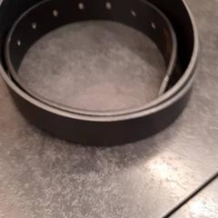 Cinturón, ha sido reportado por Rotterdam The Hague Airport con iLost