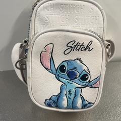 Handtasje Wit, zgłoszono przez IKEA Amsterdam przy użyciu iLost