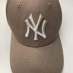 Kšiltovka, jak nahlášeno Pathé Eindhoven pomocí iLost