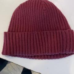 Hoed Bordeau, zoals gemeld door Pathé Rembrandt Utrecht met iLost