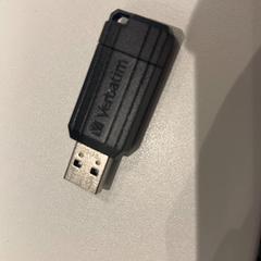 Clé usb, a été signalé par HvA Amstelcampus utilisant iLost