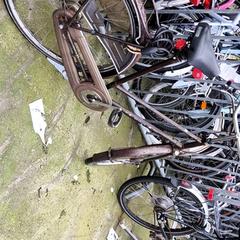 Férfi kabát & Férfi kerékpár herenfietsgaze Gazelle, amint azt Stadswerk072 az iLost segítségével jelentette.