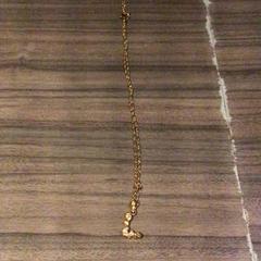 목걸이 Goud letter L, iLost를 사용하여 Van der Valk Hotel Zwolle에 보고됨
