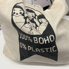 Saco, Sapatos & Auscultadores, como reportado por BANKS Antwerp utilizando o iLost