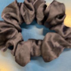 Scrunchie, som rapportert av IKEA福岡新宮 ved bruk av iLost
