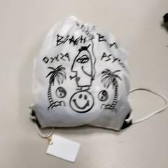 バッグ Sporttas がiLostで Regio West-Vlaanderen によって報告されました