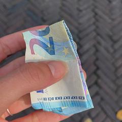 Twintig euro, som rapporterats till iLost