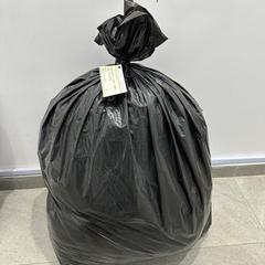 Sac en nylon اسود, a été signalé par محطة بريدة (بريدة) utilisant iLost