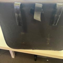 Fietsrugzak zwart, ha sido reportado por Centraal magazijn con iLost