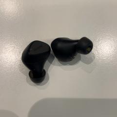 イヤホン がiLostで HvA Amstelcampus によって報告されました