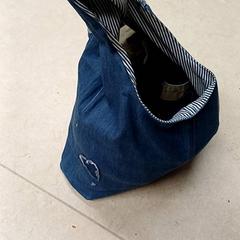 Sack van spijkerstof, gemeldet von Qbuzz GD Groningen Peizerweg über iLost