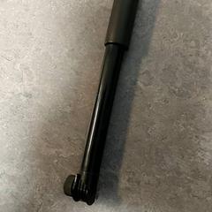 다양한 - Fietspomp Zwart, iLost를 사용하여 Regio West-Vlaanderen에 보고됨