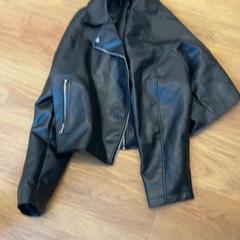 Jacket, as reported by De Amsterdamse Zomer using iLost