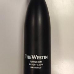 Waterfles Zwart metallic, zoals gemeld door Vrije Universiteit Amsterdam met iLost