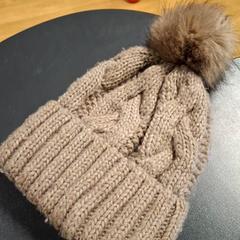 ビーニー がiLostで IKEA Paris - Plaisir によって報告されました