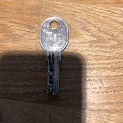 Sleutel، كما تم الإبلاغ عنه بواسطة Designer Outlet Roermond عبر iLost