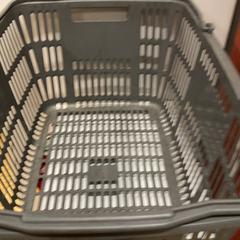 カゴ, amint azt IKEA横浜 az iLost segítségével jelentette.