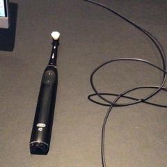 Zubná kefka Black, ako bolo nahlásené Van der Valk Hotel Amsterdam Zuidas pomocou iLost