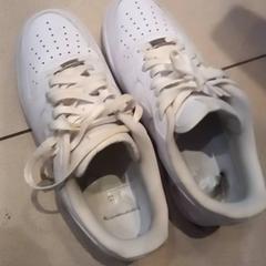 Shoes, as reported by Leonardo Royal Hotel Amsterdam using iLost