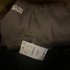 Tas kleding van Zara + jas zeeman, ako bolo nahlásené iLost