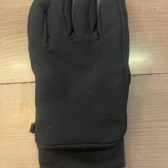 Gloves Zwart, as reported by Pathé Arnhem using iLost