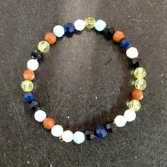 Náramek Perles Bleu jaune blanc marron, jak nahlášeno IKEA Lille pomocí iLost