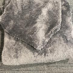 Hettegenser, som rapportert av Inntel Hotels Amsterdam Landmark ved bruk av iLost