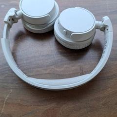 Auriculares, segundo informou Connexxion Haarlem IJmond usando iLost