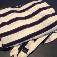 T shirt, a été signalé par Van der Valk Hotel Amsterdam Zuidas utilisant iLost