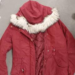 Kleding - Jas, som rapportert av Centraal magazijn ved bruk av iLost