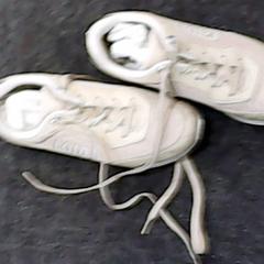 Des chaussures, a été signalé par SnowWorld Landgraaf utilisant iLost