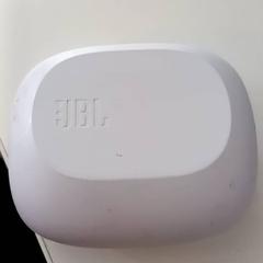 Etui na airpody, zgłoszono przez Arriva Limburg Zuid przy użyciu iLost